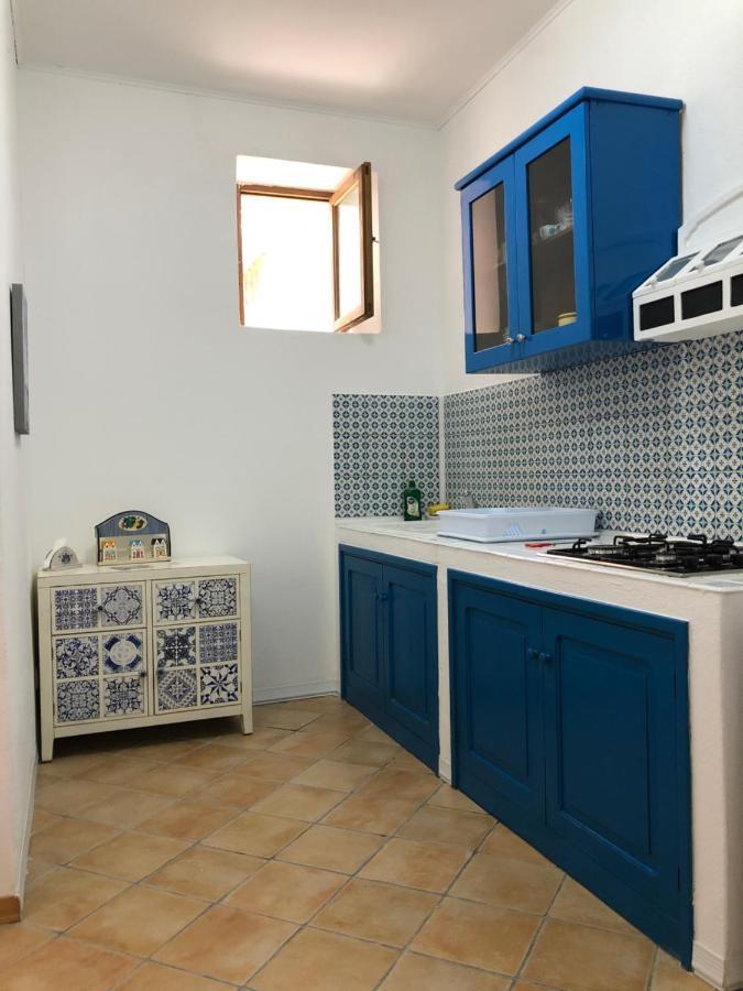 Il Cortiletto - Lipari Centro Appartement Buitenkant foto